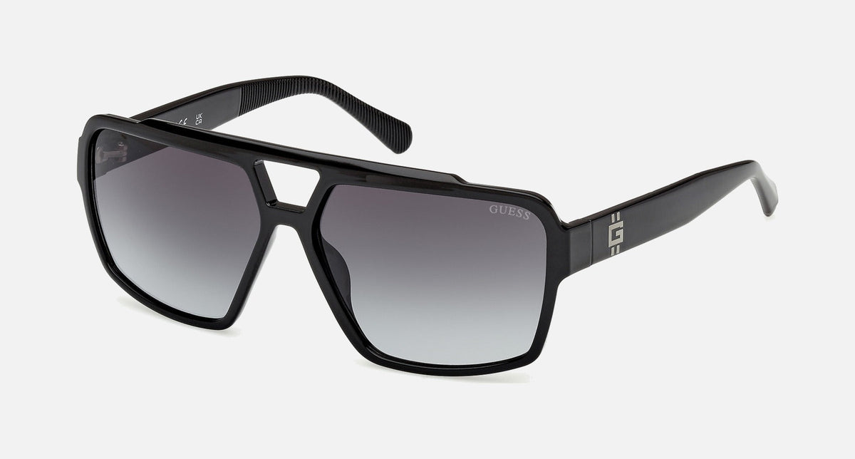 GU00223 / Gloss Black / Gradient Smoke (01B) / 61-14-145