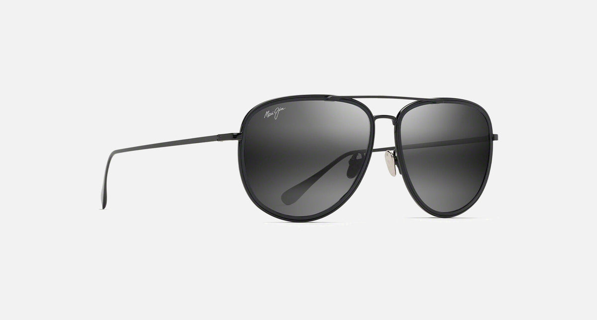 MJ0554S / Gold,Black / Grey lens (554-02) / 50-19-135 / quarter angle