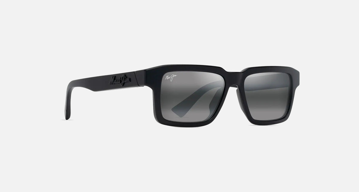 MJ0635S / Matte Black / Neutral Grey (635-02) / 53-16-145 / quarter angle