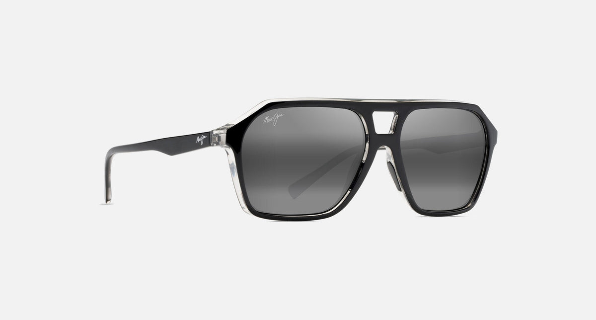 MJ0880S / Black Gloss with Crystal interior / Neutral Grey (880-02) / 57-16-135 / quarter angle