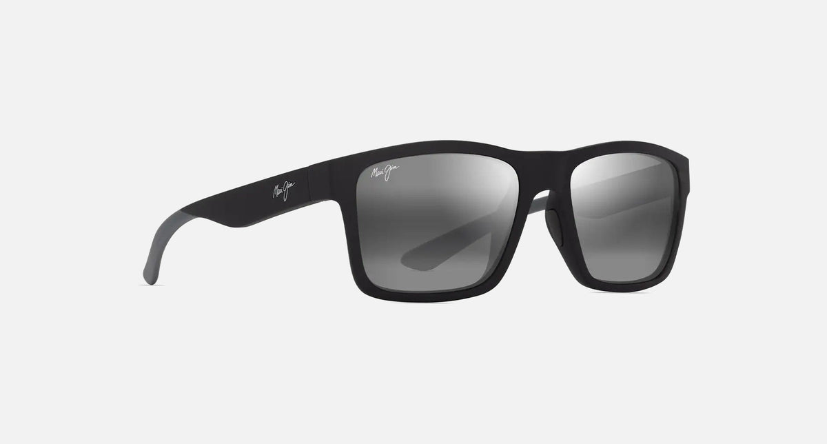 MJ0897S / Matte Black with Grey / Neutral Grey (897-02A) / 57-18-135 / quarter angle