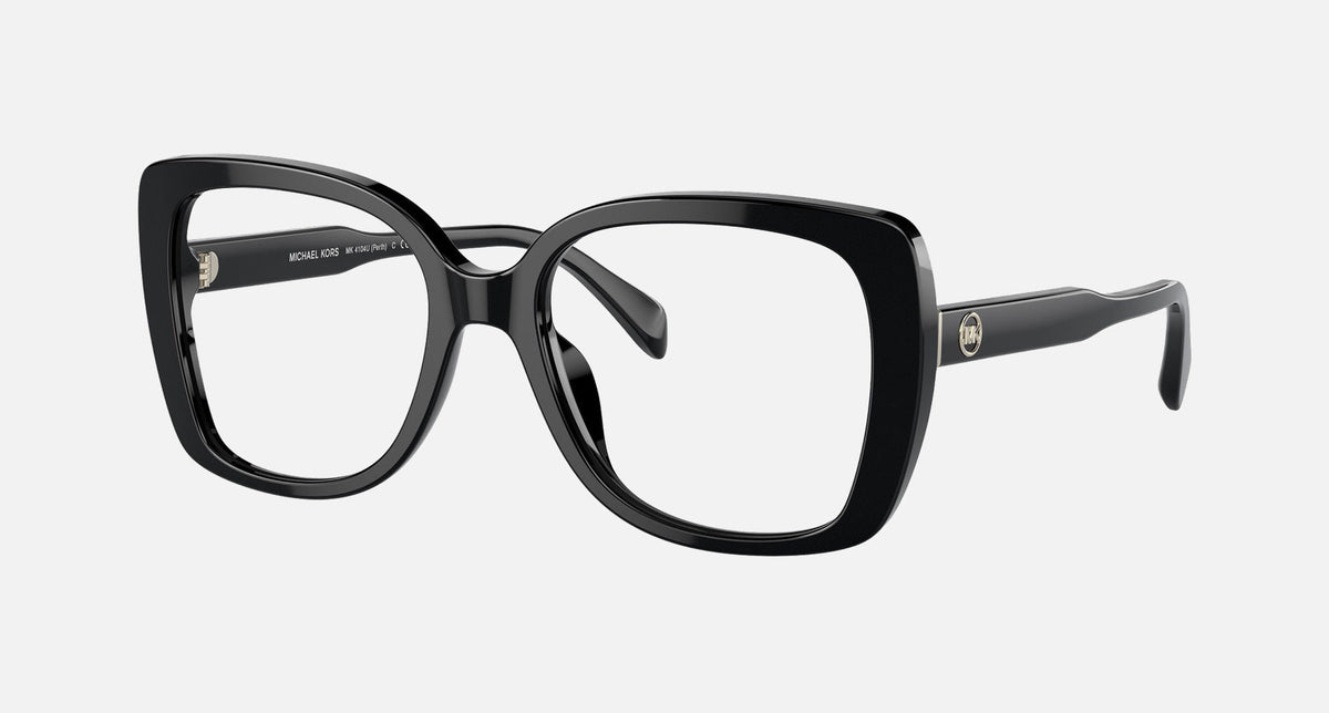 MK4104U Perth / Black (3005) / 53-18-140 / Primary three-quarter angle