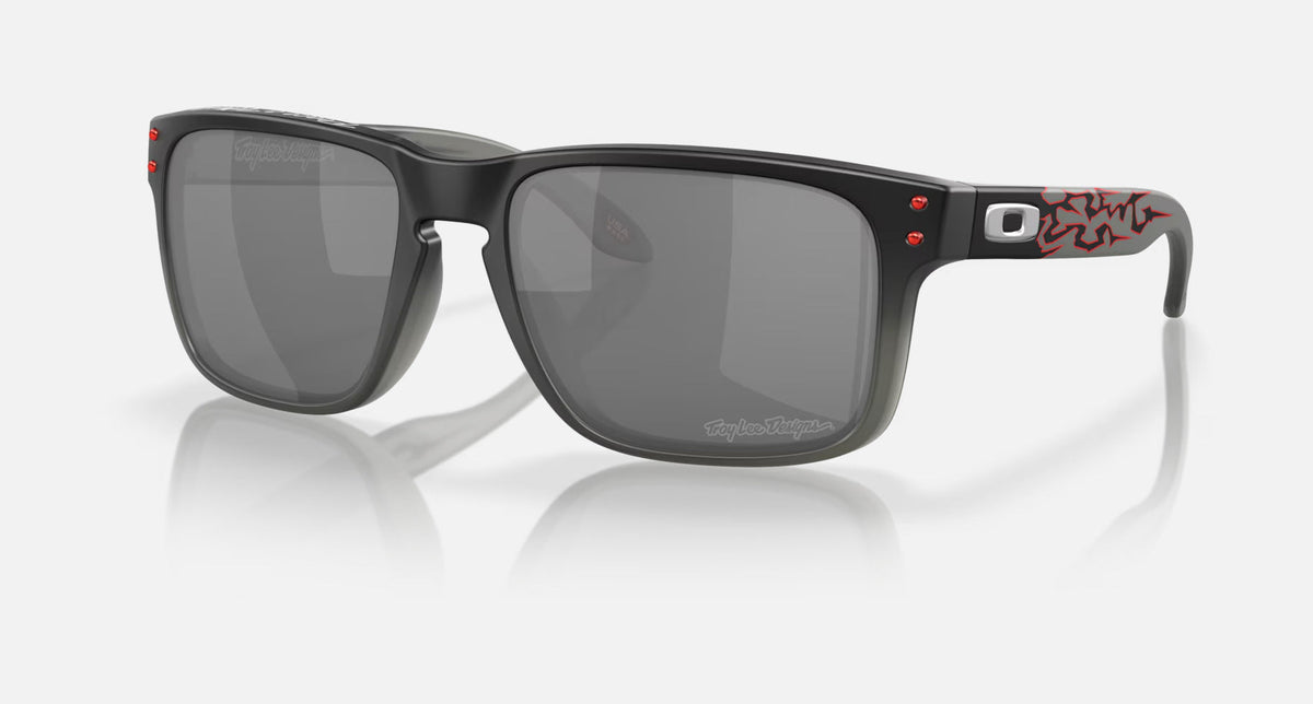 OO9102 / Troy Lee Designs Black Fade / Not specified (Z0) / 55-18-137