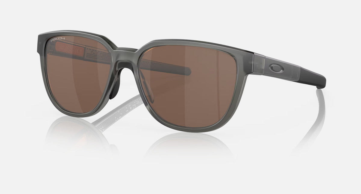 OO9250 / Matte Grey Smoke / Not specified (03) / 57-16-146