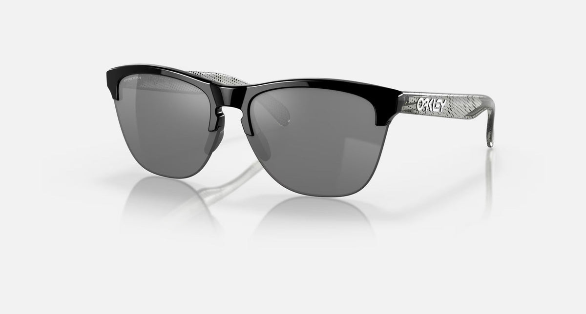 OO9374 / Polished Black / Not specified (48) / 63-10-138